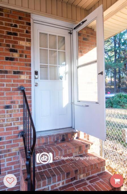 Pine Forest Zen Cottage - 10 Min To Fort Bragg 费耶特维尔 外观 照片