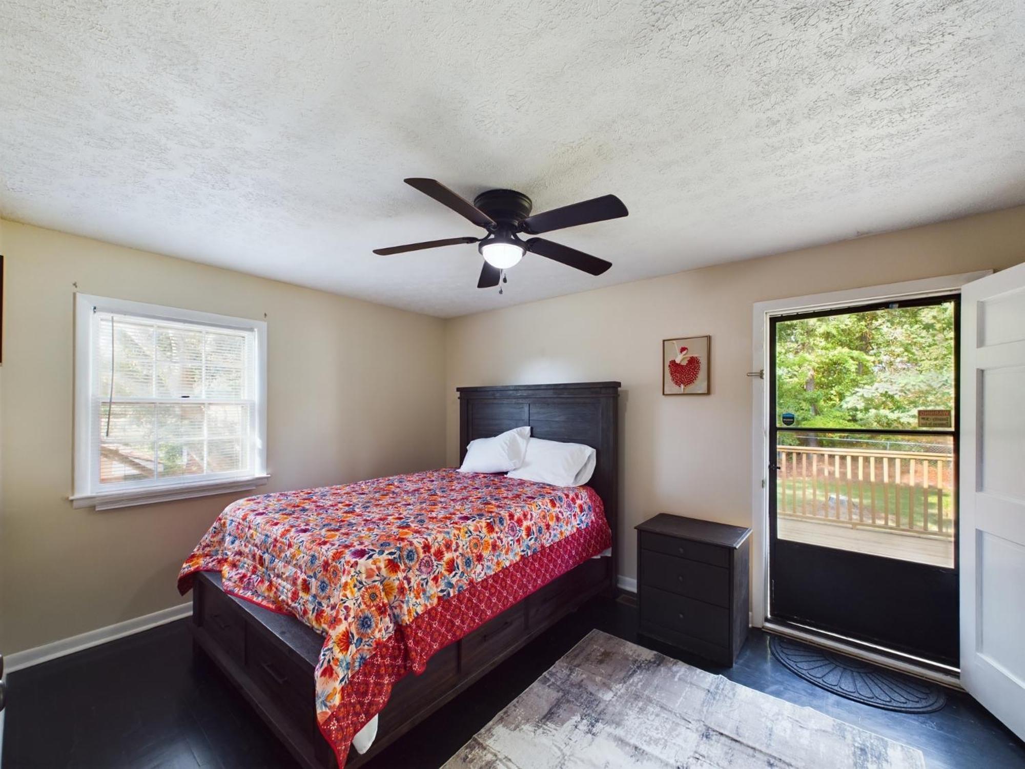 Pine Forest Zen Cottage - 10 Min To Fort Bragg 费耶特维尔 外观 照片